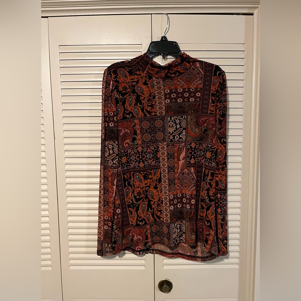 JANE + DELANCEY NWT Size XL Paisley Abstract Print Long Sleeve Pullover Top.